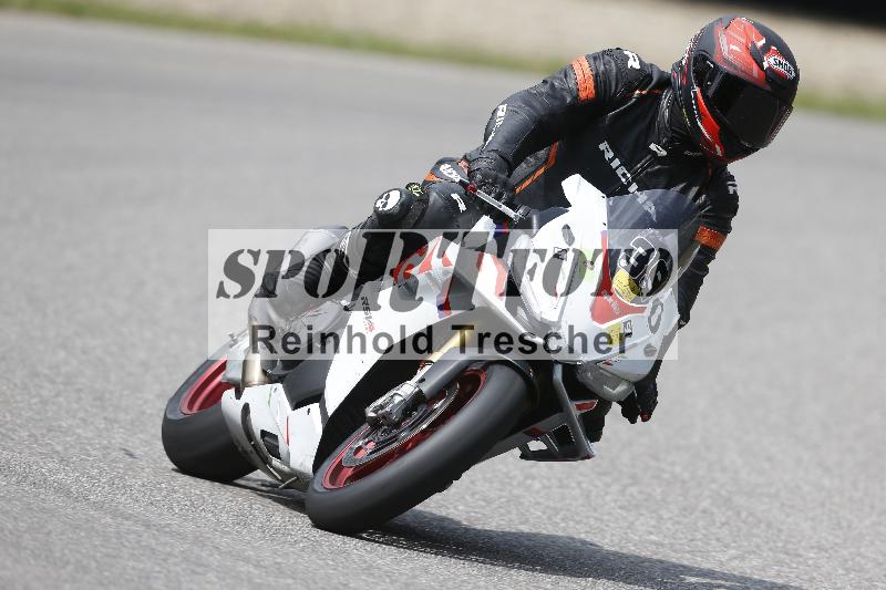 /24 08.06.2025 TZ Motorsport ADR/Gruppe gelb/390